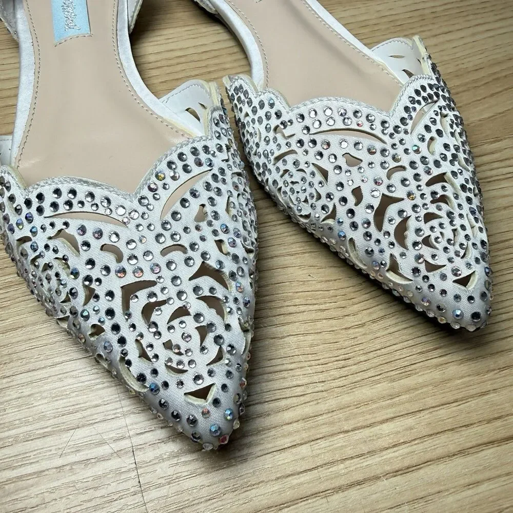 Betsey Johnson Lucy Flats Size 7 White Rhinestone Wedding Bride Something Blue